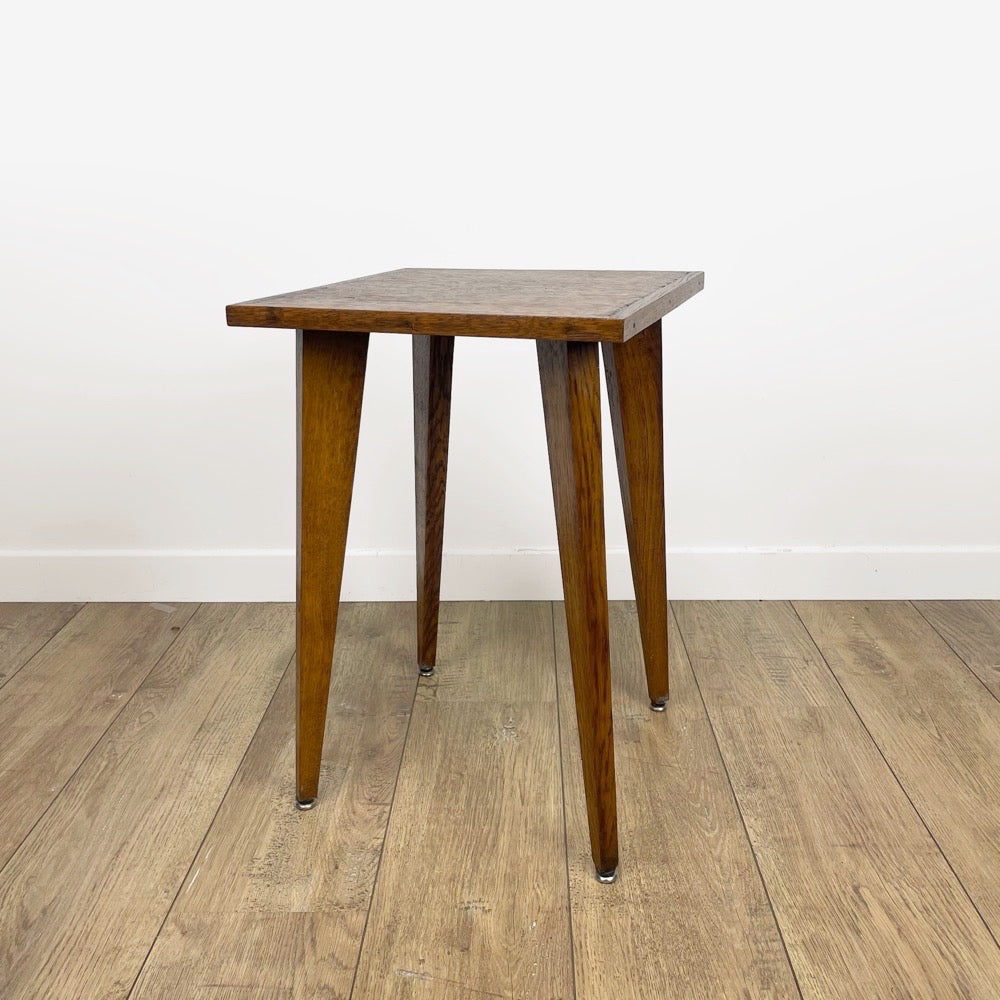 Table d'appoint 1950 pieds fuseau