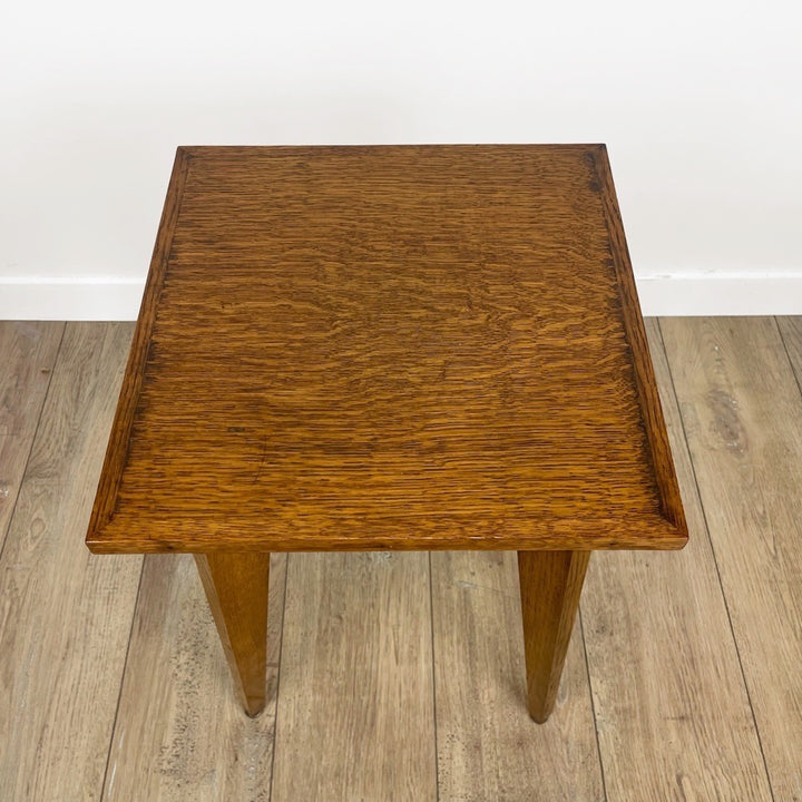 Table d'appoint 1950 pieds fuseau